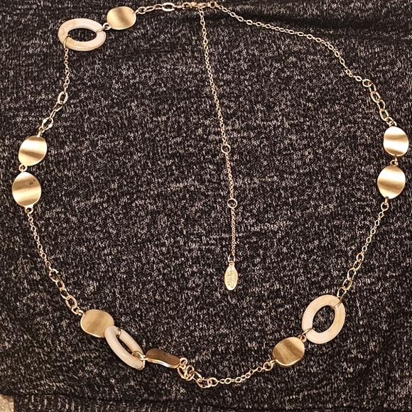 Ann Taylor Factory Necklace - Picture 1 of 3